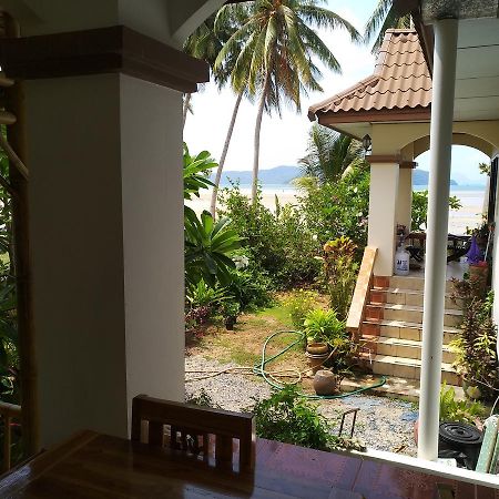 Beach House Taling Ngam Beach Kültér fotó