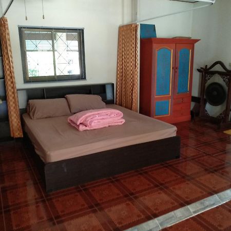 Beach House Taling Ngam Beach Kültér fotó