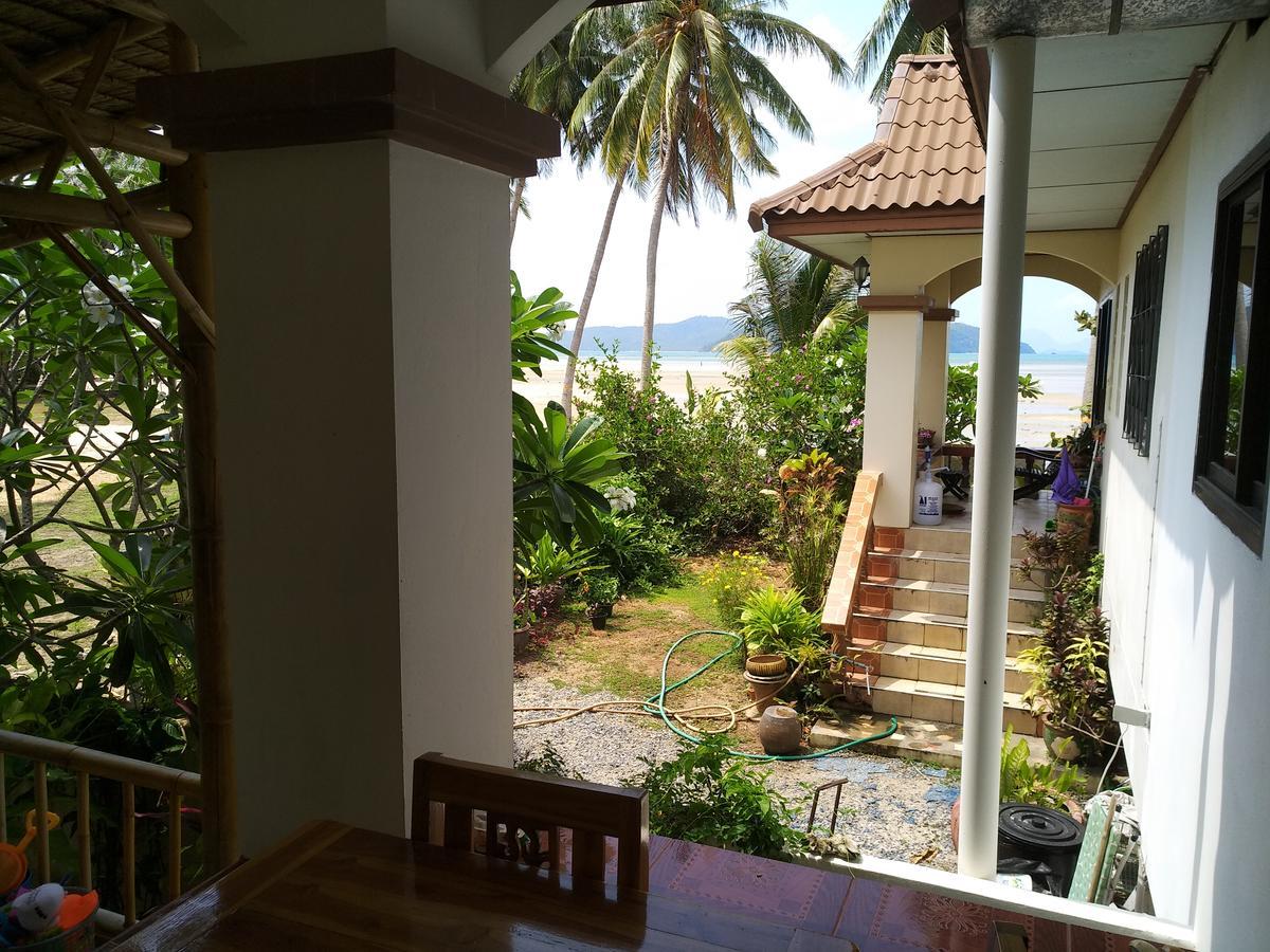 Beach House Taling Ngam Beach Kültér fotó